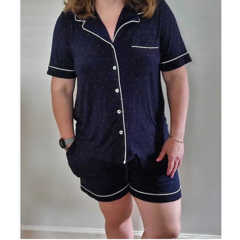Cozy Earth Navy Blue Polka Dot Bamboo Pajama Set Short Sleeve Shorts Piped Trim